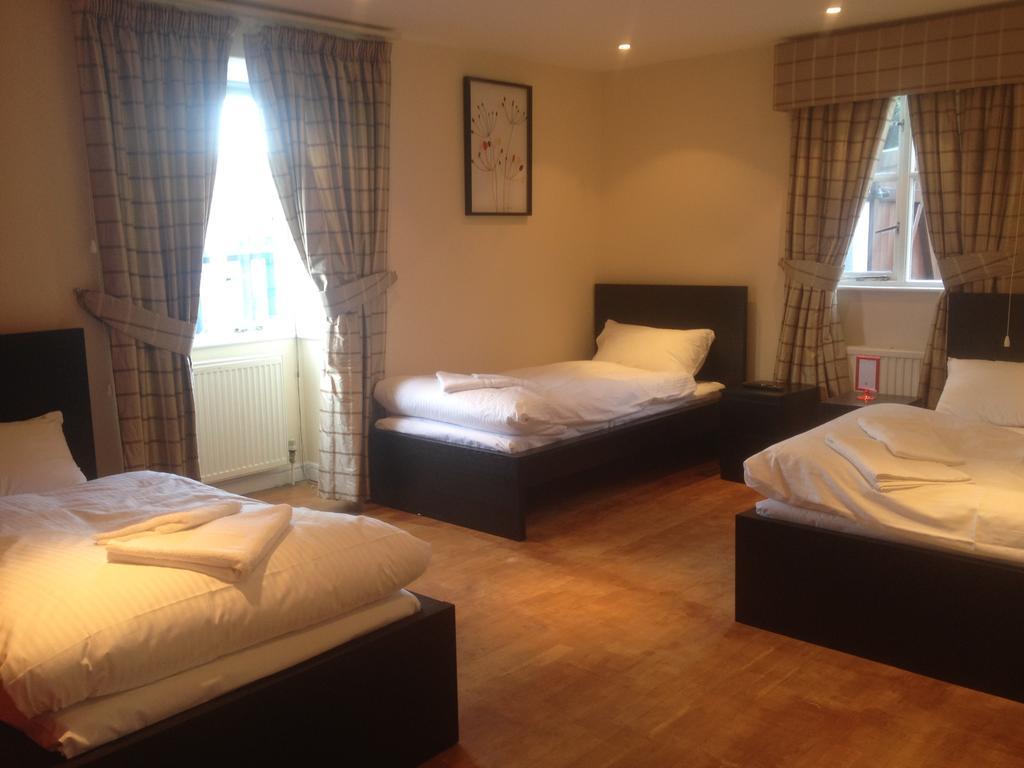 The Greyhound Cottage Chigwell ภายนอก รูปภาพ