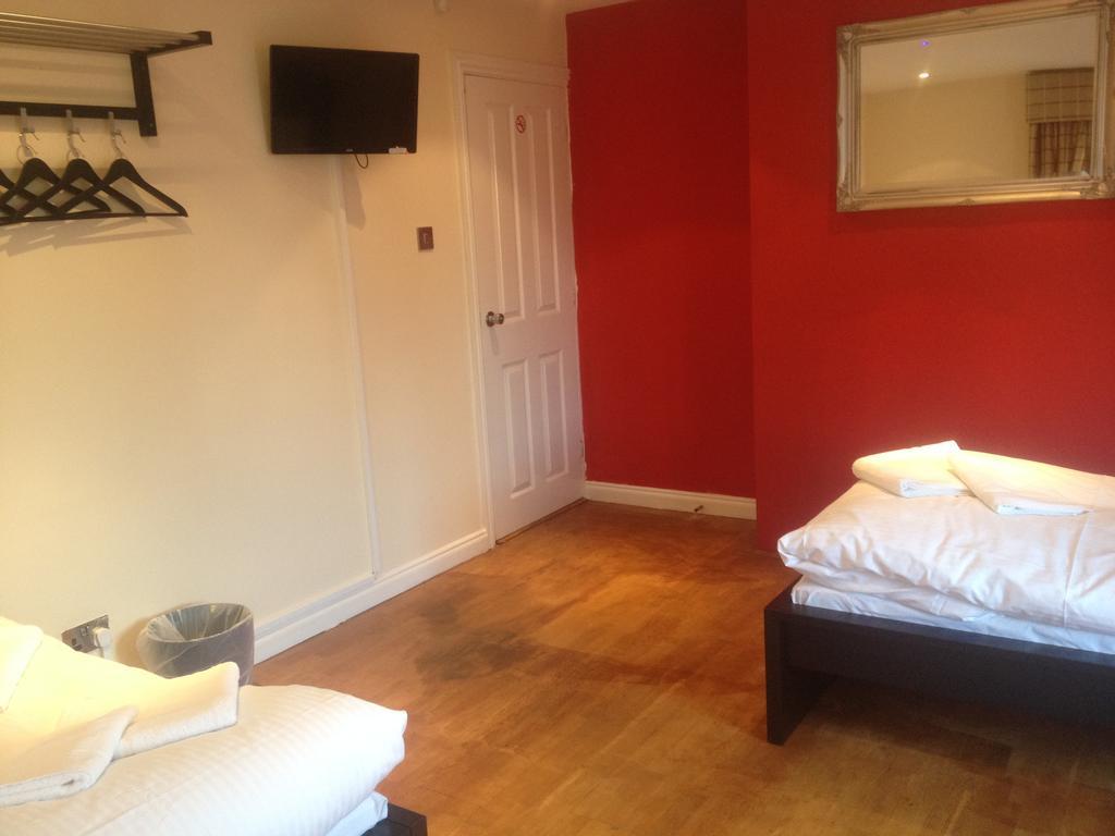 The Greyhound Cottage Chigwell ภายนอก รูปภาพ