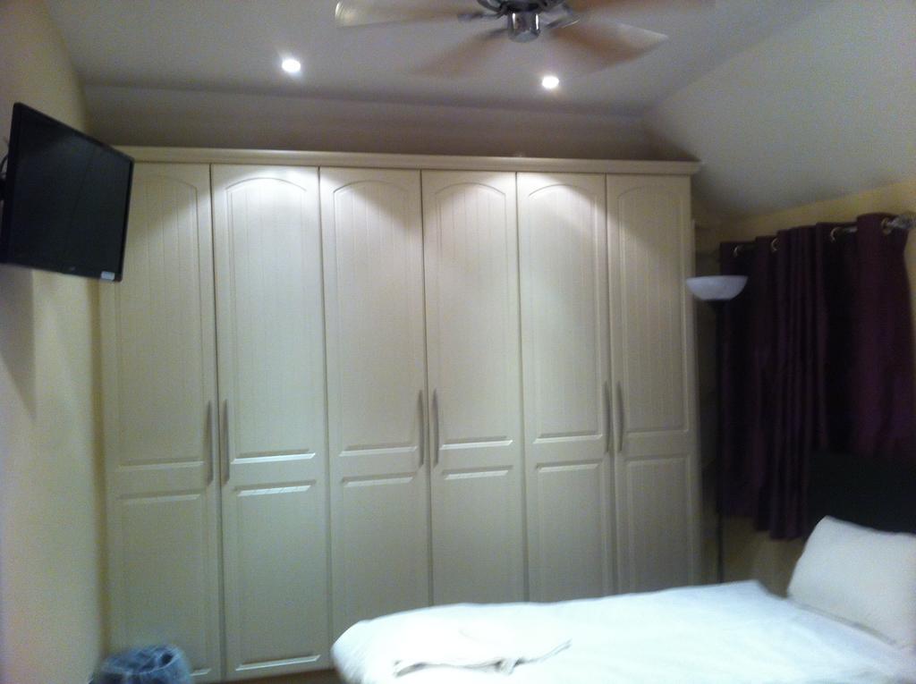 The Greyhound Cottage Chigwell ห้อง รูปภาพ