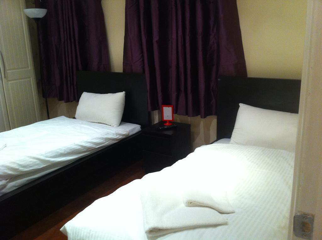 The Greyhound Cottage Chigwell ห้อง รูปภาพ