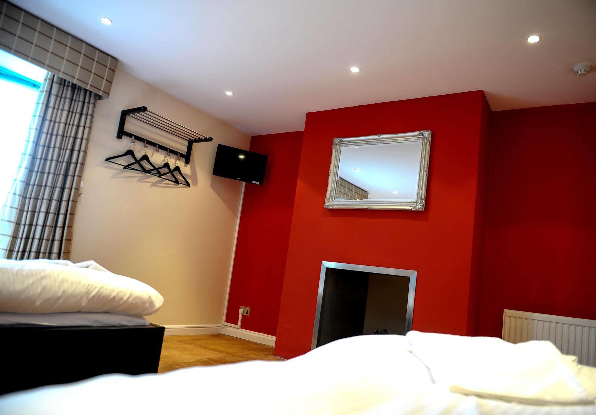 The Greyhound Cottage Chigwell ภายนอก รูปภาพ
